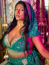 Load image into Gallery viewer, Silver Dreams Goddess Set (PLUS SIZE)

